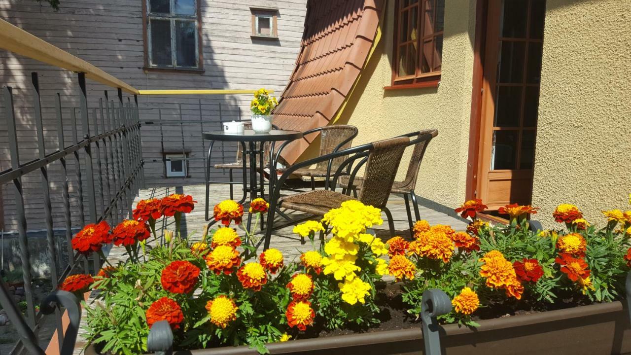 Deluxe Apartments In The City Center With Balcony Pärnu Eksteriør bilde